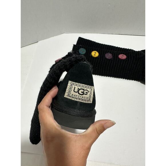 UGG CLASSIC CARDY 1967 KNIT BUTTON BLACK‎ TALL BOOTS US Sz 6 WOMEN Discontinued - Picture 6 of 13